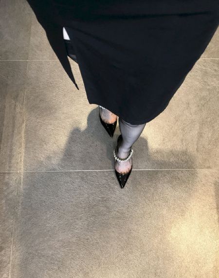 男人吃奶摸下挵进去高抬腿_剧情片免费电视剧